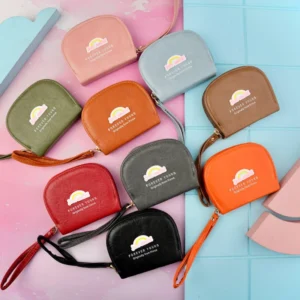 جاکارتی نیم گرد آکاردئونی بنددار