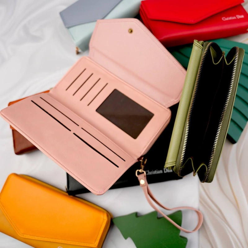 کیف پول پشت زیپ بزرگ سرخونه دار