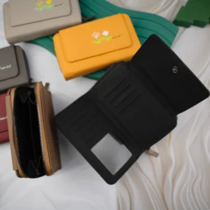 کیف پول پشت زیپ سرخونه دار چاپی طرح گل