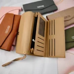 کیف پول تک لب بزرگ زنانه