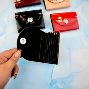 جاکارتی آکاردئونی لب گرد ورنی