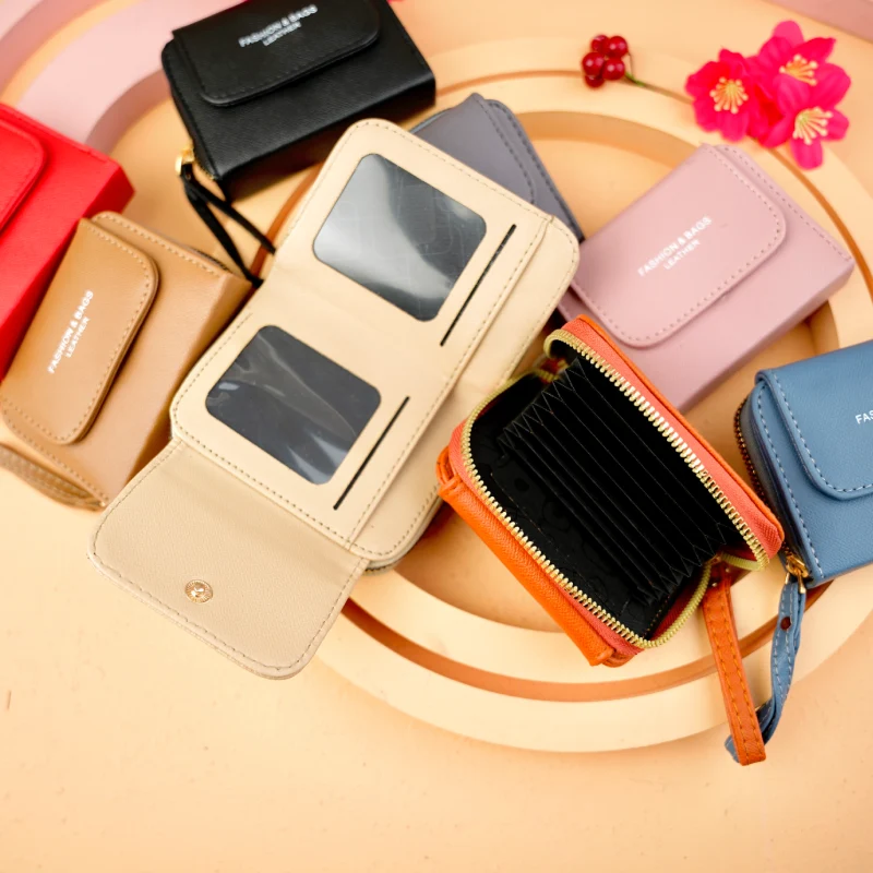 کیف پول پشت جاکارت سرخونه صاف پرادا