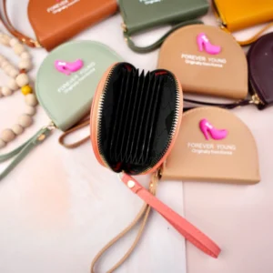 جاکارتی نیم گرد آکاردئونی بنددار