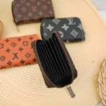 جاکارتی دورزیپ ال وی ریز