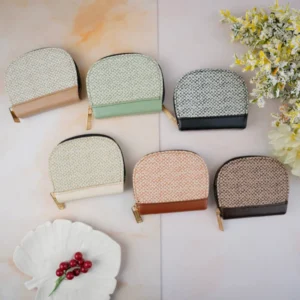 جاکارتی نیم گرد آکاردئونی کنفی