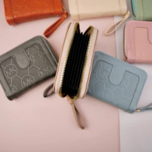 جاکارتی آکاردئونی زنانه بنددار