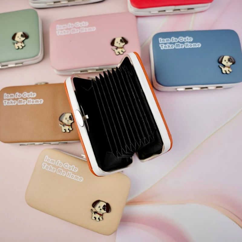 جاکارتی تبلتی آکاردئونی سگ