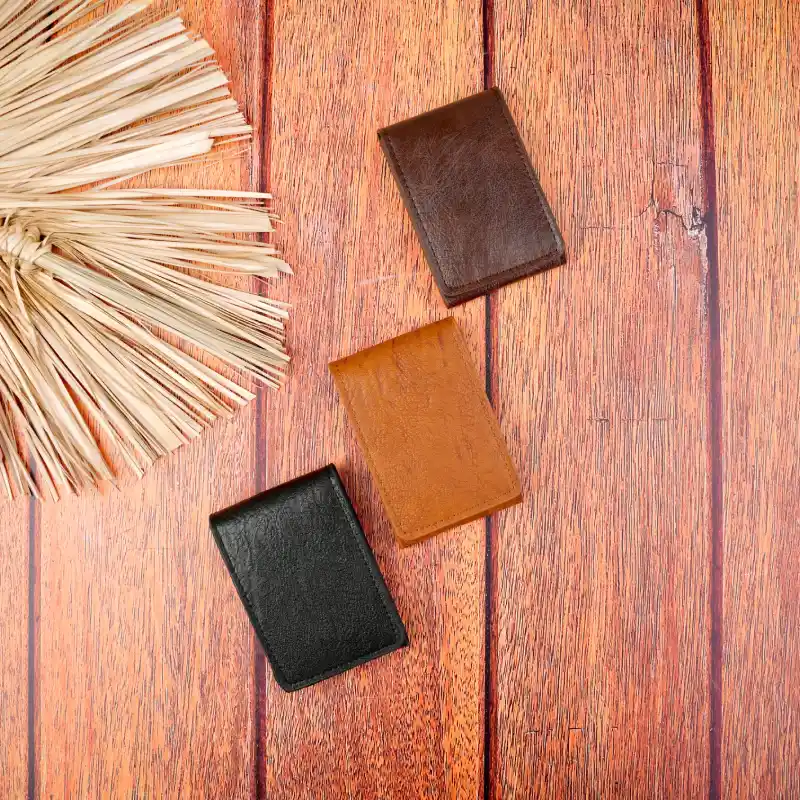 جاکارتی آکاردئونی ایستاده سوگو