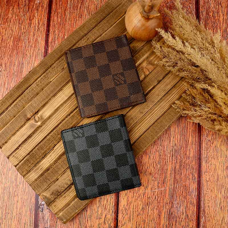 کیف پول کتابی پولخور ال وی چهارخونه کیف پول کتابی پولخور ال وی چهارخونه