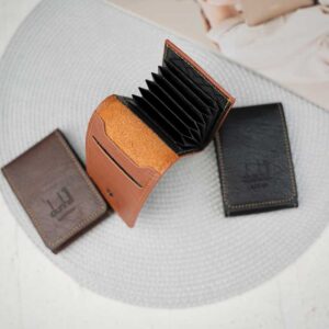 جاکارتی آکاردئونی جیب دار ایستاده